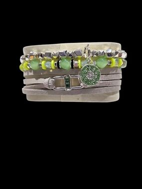 Bomb Party The Kiwi To Life Is Happiness Bracelet Stack